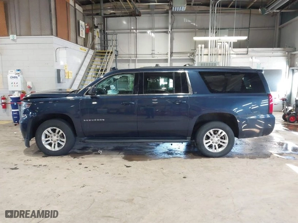 2017 Chevrolet Suburban LT with VIN 1GNSKHKC2HR392132, listed as a IAAI auction lot 41582833 with NaN miles. Bid and sale history available at carsss.com. Image 15.