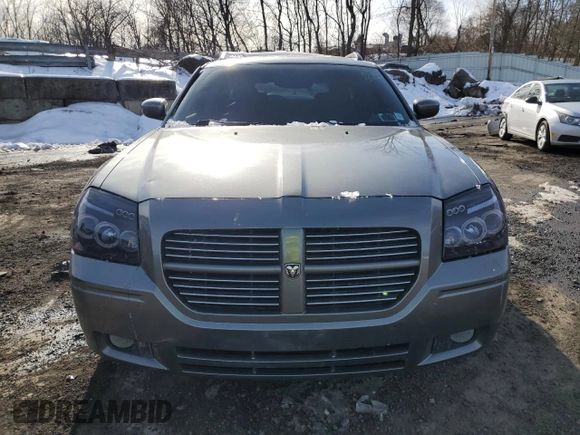 2005 Dodge Magnum R/T with VIN 2D4GZ58285H568056, listed as a Copart auction lot 45453035 with 162,912 mi miles and Non Repairable. Bid and sale history available at DreamBid. Image 5.