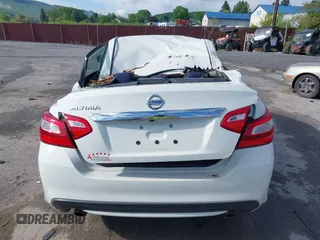 2017 Nissan Altima SL with VIN 1N4AL3AP1HC221163, listed as a IAAI auction lot 42191635 with 65,000 mi miles and . Bid and sale history available at DreamBid. Image 15.