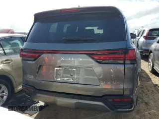 2023 Lexus LX 600 Luxury z VIN JTJGB7CX9P4029541, wystawiony jako Copart lot #73726264 z przebiegiem Nie podano mil oraz Nie do naprawy • Non repairable. Historia ofert i sprzedaży dostępna na DreamBid. Obrazek 6.