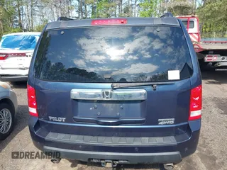 2010 Honda Pilot Touring with VIN 5FNYF4H80AB025356, listed as a IAAI auction lot 42029008 with 138,785 mi miles. Bid and sale history available at carsss.com. Image 16.
