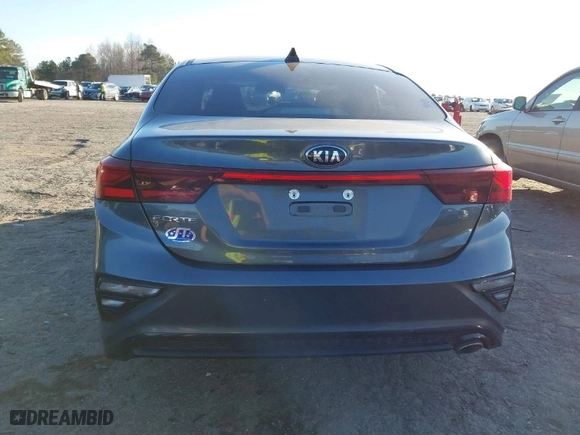 2020 Kia Forte LXS with VIN 3KPF24AD6LE165009, listed as a IAAI auction lot 41458908 with NaN miles. Bid and sale history available at carsss.com. Image 16.