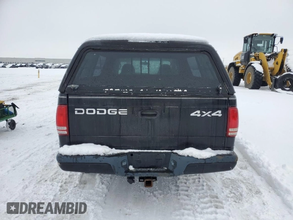 2000 Dodge Dakota SLT with VIN 1B7GG22X1YS504086, listed as a Copart auction lot 44283195 with 137,272 mi miles and Clean Title. Bid and sale history available at DreamBid. Image 6.