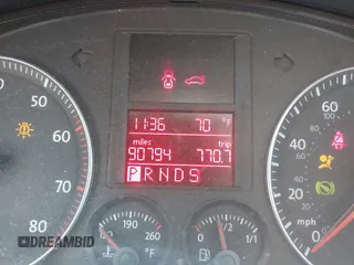 2006 Volkswagen Jetta с VIN 3VWSG81K76M670201, выставлен на аукционе IAAI как лот 42390643 с пробегом 90 794 миль миль и . История ставок и продаж доступна на DreamBid. Изображение 16.