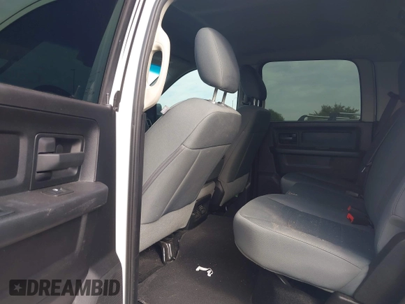 2016 Ram 1500 Express z VIN 3C6RR6KT6GG197843, wystawiony jako IAAI lot #41684798 z przebiegiem 114 026 mil mil oraz . Historia ofert i sprzedaży dostępna na DreamBid. Obrazek 8.