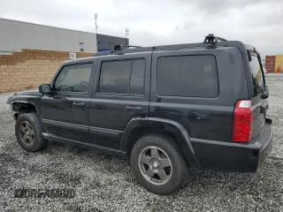 2006 Jeep Commander z VIN 1J8HH48K86C289122, wystawiony jako Copart lot #55810935 z przebiegiem 140 063 mil mil oraz Szkoda całkowita • Salvage title. Historia ofert i sprzedaży dostępna na DreamBid. Obrazek 2.