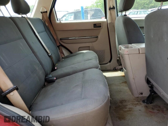 2008 Ford Escape XLS with VIN 1FMCU02Z08KC81225, listed as a Copart auction lot 59711755 with 201,951 mi miles and Salvage title. Bid and sale history available at DreamBid. Image 11.