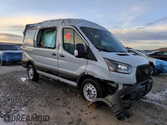 2023 Ford Transit with VIN 1FTBR2DG3PKA80135, listed as a Copart auction lot 46504465 with 21,334 mi miles and Salvage title. Bid and sale history available at DreamBid. Image 13.
