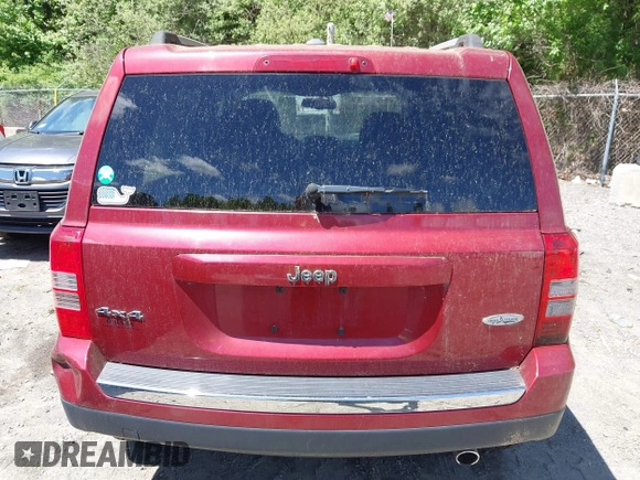 2016 Jeep Patriot High Altitude z VIN 1C4NJRFBXGD580912, wystawiony jako IAAI lot #42276322 z przebiegiem 119 412 mil mil oraz . Historia ofert i sprzedaży dostępna na DreamBid. Obrazek 16.