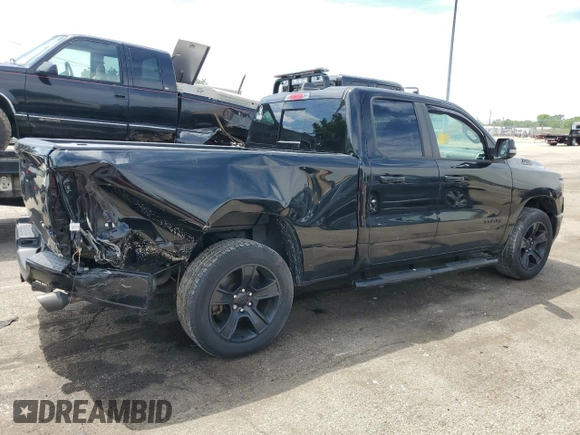 2022 Ram 1500 Big Horn z VIN 1C6SRFBT2NN137192, wystawiony jako Copart lot #56176235 z przebiegiem 78 236 mil mil oraz Szkoda całkowita • Salvage title. Historia ofert i sprzedaży dostępna na DreamBid. Obrazek 3.