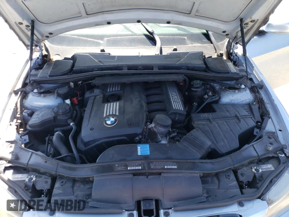2011 BMW 3 Series 328i с VIN WBAPH5C5XBA442287, выставлен на аукционе Copart как лот 57636005 с пробегом Не указан миль и Чистый • Clean title. История ставок и продаж доступна на DreamBid. Изображение 11.