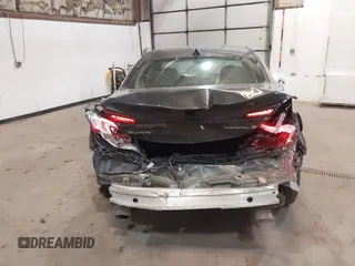 2016 Buick Regal Premium II with VIN 2G4GS5GX9G9145025, listed as a IAAI auction lot 41335549 with 80,446 mi miles. Bid and sale history available at carsss.com. Image 17.