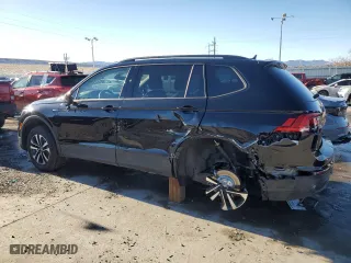 2024 Volkswagen Tiguan S with VIN 3VVFB7AX8RM126322, listed as a Copart auction lot 88884795 with 1,162 mi miles and Salvage Title. Bid and sale history available at carsss.com. Image 2.