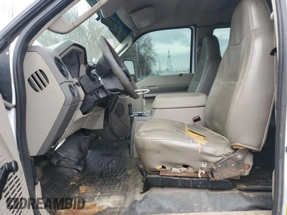 2008 Ford Super Duty F-250 SRW XL with VIN 1FTSX20R28EC80064, listed as a Copart auction lot 86176914 with 382,622 mi miles and Clean Title. Bid and sale history available at carsss.com. Image 7.