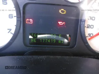 2007 Ford Freestyle Limited with VIN 1FMDK03137GA40649, listed as a IAAI auction lot 41178109 with 177,419 mi miles. Bid and sale history available at carsss.com. Image 7.