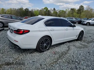 2022 BMW 5 Series 540i xDrive with VIN WBA73BJ06NWX59060, listed as a Copart auction lot 52142645 with 33,678 mi miles and Salvage title. Bid and sale history available at DreamBid. Image 3.