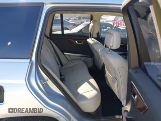 2013 Mercedes-Benz GLK 350 z VIN WDCGG5HB7DG046459, wystawiony jako IAAI lot #41643710 z przebiegiem 63 000 mil mil oraz . Historia ofert i sprzedaży dostępna na DreamBid. Obrazek 8.