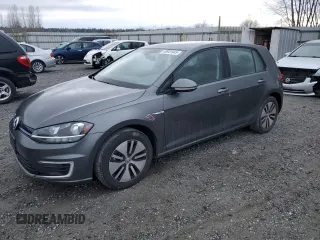 2019 Volkswagen Golf SE z VIN WVWKR7AU1KW916856, wystawiony jako Copart lot #48941045 z przebiegiem 34 122 mil mil oraz Szkoda całkowita • Salvage title. Historia ofert i sprzedaży dostępna na DreamBid. Obrazek 1.