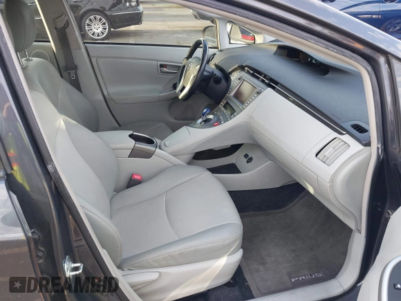 2013 Toyota Prius One with VIN JTDKN3DU7D1647732, listed as a IAAI auction lot 41845908 with 314,942 mi miles and . Bid and sale history available at DreamBid. Image 5.