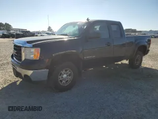 2008 GMC Sierra 2500HD SLE1 z VIN 1GTHK29K48E107662, wystawiony jako Copart lot #47490885 z przebiegiem Nie podano mil oraz Czysty tytuł • Clean title. Historia ofert i sprzedaży dostępna na DreamBid. Obrazek 1.