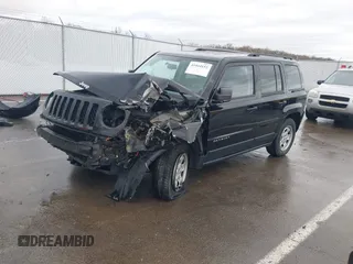 2014 Jeep Patriot Sport with VIN 1C4NJRBBXED879285, listed as a IAAI auction lot 41944152 with 103,676 mi miles. Bid and sale history available at carsss.com. Image 18.
