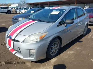 2011 Toyota Prius I with VIN JTDKN3DU5B0249082, listed as a IAAI auction lot 41975588 with 265,207 mi miles. Bid and sale history available at carsss.com. Image 17.