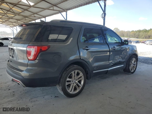 2017 Ford Explorer XLT with VIN 1FM5K7D87HGA31365, listed as a Copart auction lot 50780935 with 152,759 mi miles and Salvage Title. Bid and sale history available at carsss.com. Image 3.