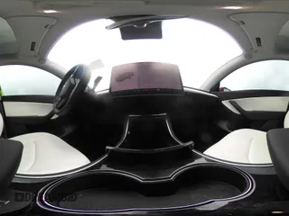 2021 Tesla Model Y Long Range with VIN 5YJYGDEE5MF085032, listed as a IAAI auction lot 41982925 with 64,541 mi miles and . Bid and sale history available at DreamBid. Image 20.