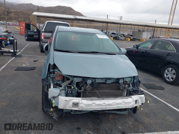 2015 Toyota Prius Two with VIN JTDZN3EU4FJ025444, listed as a IAAI auction lot 41560418 with 131,531 mi miles and . Bid and sale history available at DreamBid. Image 13.