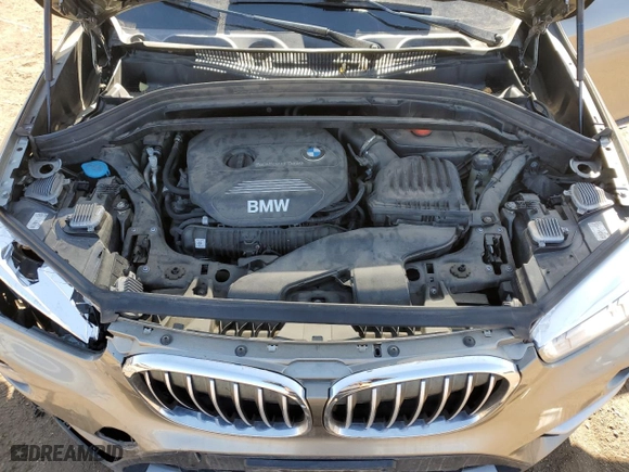 2019 BMW X1 xDrive28i with VIN WBXHT3C55K5L35265, listed as a Copart auction lot 45974295 with 84,541 mi miles and Salvage Title. Bid and sale history available at carsss.com. Image 12.