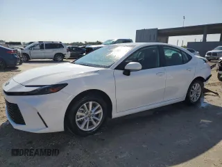 2025 Toyota Camry LE with VIN 4T1DAACK6SU069266, listed as a Copart auction lot 50704255 with 6,062 mi miles and Non Repairable. Bid and sale history available at carsss.com. Image 1.