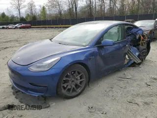 2021 Tesla Model 3 Standard Range Plus z VIN 5YJ3E1EA8MF973141, wystawiony jako Copart lot #52692155 z przebiegiem 47 986 mil mil oraz Szkoda całkowita • Salvage title. Historia ofert i sprzedaży dostępna na DreamBid. Obrazek 1.