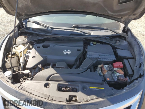 2015 Nissan Altima SV z VIN 1N4AL3AP0FC241787, wystawiony jako Copart lot #52039465 z przebiegiem 158 922 mil mil oraz Czysty tytuł • Clean title. Historia ofert i sprzedaży dostępna na DreamBid. Obrazek 13.
