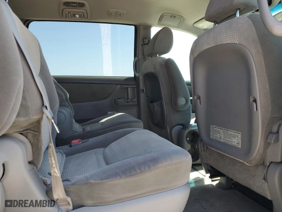 2010 Toyota Sienna CE with VIN 5TDKK4CC0AS330199, listed as a Copart auction lot 51644335 with 134,604 mi miles and Salvage Title. Bid and sale history available at carsss.com. Image 11.