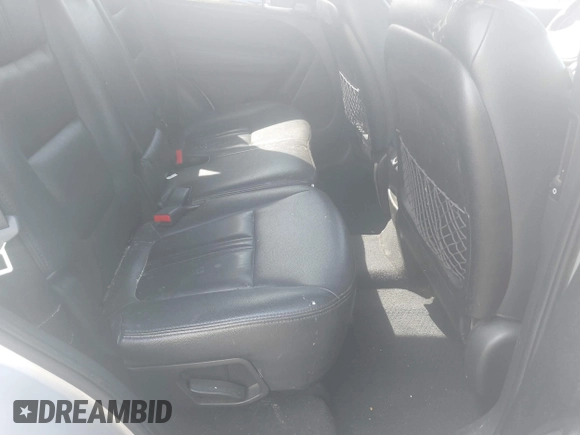 2014 Kia Sorento LX with VIN 5XYKT4A73EG492415, listed as a IAAI auction lot 41875320 with 189,293 mi miles and . Bid and sale history available at carsss.com. Image 8.