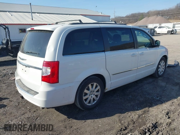 2013 Chrysler Town & Country Touring with VIN 2C4RC1BG8DR573559, listed as a IAAI auction lot 41793874 with 205,005 mi miles. Bid and sale history available at carsss.com. Image 4.