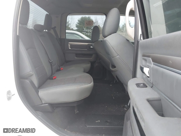 2014 Ram 2500 SLT with VIN 3C6TR5DT3EG304843, listed as a IAAI auction lot 41106277 with 71,553 mi miles. Bid and sale history available at carsss.com. Image 8.