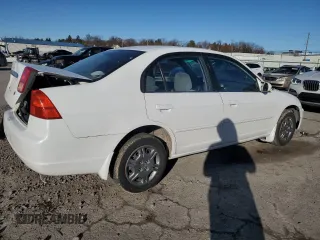2002 Honda Civic LX with VIN 2HGES15572H586397, listed as a Copart auction lot 87985645 with 237,916 mi miles and Salvage Title. Bid and sale history available at DreamBid. Image 3.