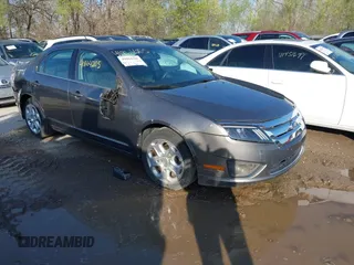 2010 Ford Fusion SE with VIN 3FAHP0HA9AR291424, listed as a IAAI auction lot 41864205 with 131,302 mi miles. Bid and sale history available at carsss.com. Image 1.