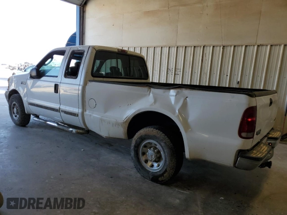 2003 Ford Super Duty F-250 XL with VIN 1FTNX20L93EB26307, listed as a Copart auction lot 48180475 with 0 mi miles and Salvage Title. Bid and sale history available at carsss.com. Image 2.