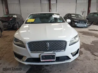 2017 Lincoln MKZ Reserve with VIN 3LN6L5F94HR662322, listed as a IAAI auction lot 41268469 with 113,511 mi miles. Bid and sale history available at carsss.com. Image 12.