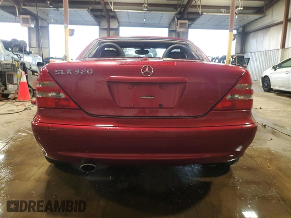 2001 Mercedes-Benz SLK 230/320 z VIN WDBKK65F51F185744, wystawiony jako Copart lot #60072615 z przebiegiem 95 718 mil mil oraz Szkoda całkowita • Salvage title. Historia ofert i sprzedaży dostępna na DreamBid. Obrazek 6.