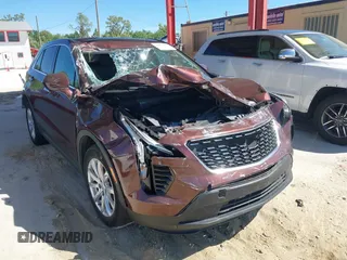 2022 Cadillac XT4 FWD Luxury with VIN 1GYAZAR42NF162880, listed as a IAAI auction lot 41850951 with 47,344 mi miles and . Bid and sale history available at carsss.com. Image 1.
