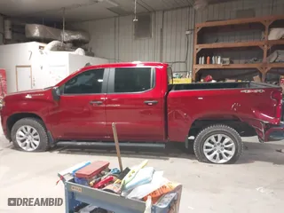 2021 Chevrolet Silverado 1500 Custom with VIN 3GCPYBEK5MG240238, listed as a IAAI auction lot 41952395 with 88,705 mi miles. Bid and sale history available at carsss.com. Image 15.