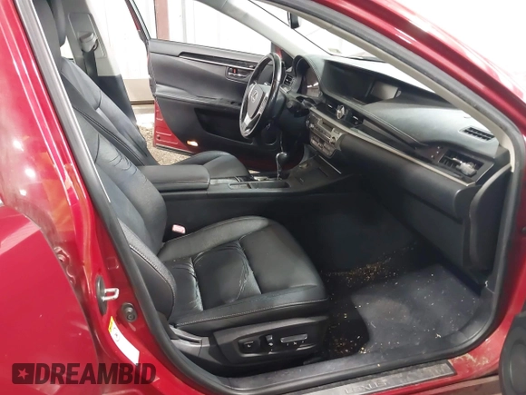 2014 Lexus ES 330 z VIN JTHBK1GG8E2109537, wystawiony jako IAAI lot #42490392 z przebiegiem 129 103 mil mil oraz . Historia ofert i sprzedaży dostępna na DreamBid. Obrazek 5.