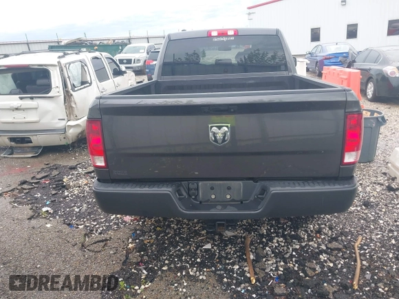 2022 Ram 1500 Tradesman z VIN 1C6RR6FG9NS222835, wystawiony jako IAAI lot #42156693 z przebiegiem 71 564 mil mil oraz . Historia ofert i sprzedaży dostępna na DreamBid. Obrazek 16.