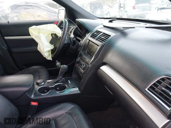 2016 Ford Explorer XLT with VIN 1FM5K8D89GGA24292, listed as a IAAI auction lot 41552960 with 137,027 mi miles and . Bid and sale history available at DreamBid. Image 5.