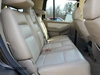 2008 Mercury Mountaineer Premier with VIN 4M2EU48878UJ05788, listed as a Copart auction lot 49124985 with 147,924 mi miles and Clean Title. Bid and sale history available at carsss.com. Image 11.