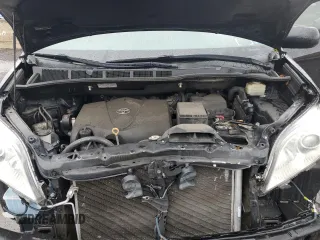 2017 Toyota Sienna LE Auto Access Seat with VIN 5TDKZ3DC7HS792368, listed as a Copart auction lot 51986525 with 153,526 mi miles and Salvage Title. Bid and sale history available at carsss.com. Image 12.