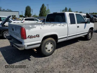 1997 Chevrolet Silverado 1500 with VIN 2GCEK19R7V1214129, listed as a Copart auction lot 54271075 with 153,543 mi miles and Clean Title. Bid and sale history available at DreamBid. Image 3.